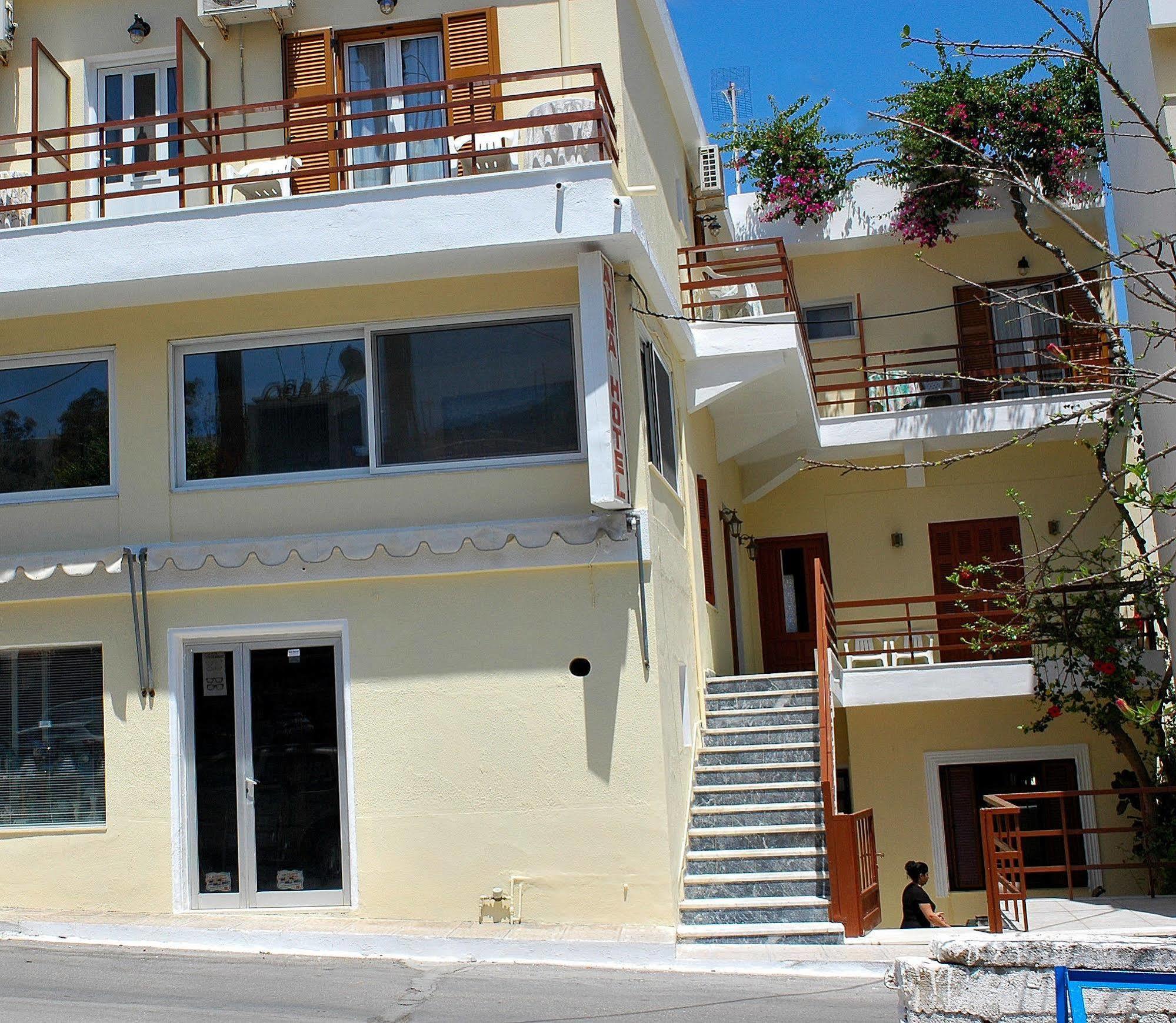 Avra Rooms Cárpatos Exterior foto